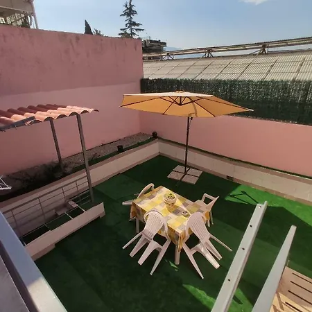 Casa Di Lauro 泰卡斯