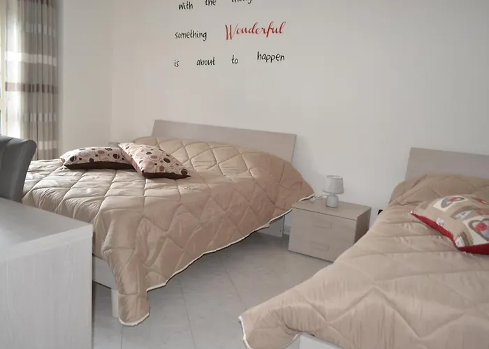 Casa Di Lauro Bed & Breakfast 3*